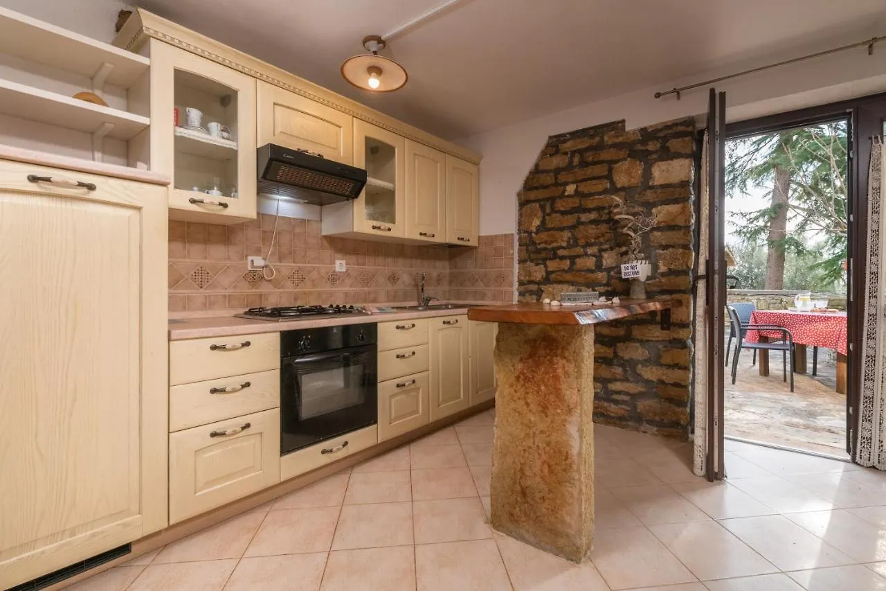 Apartment Larca Kanfanar Chorvatsko