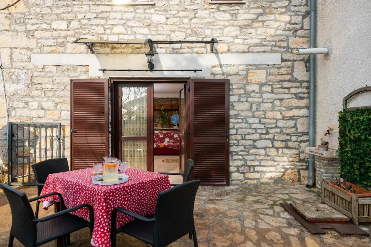 Apartment Larca Kanfanar